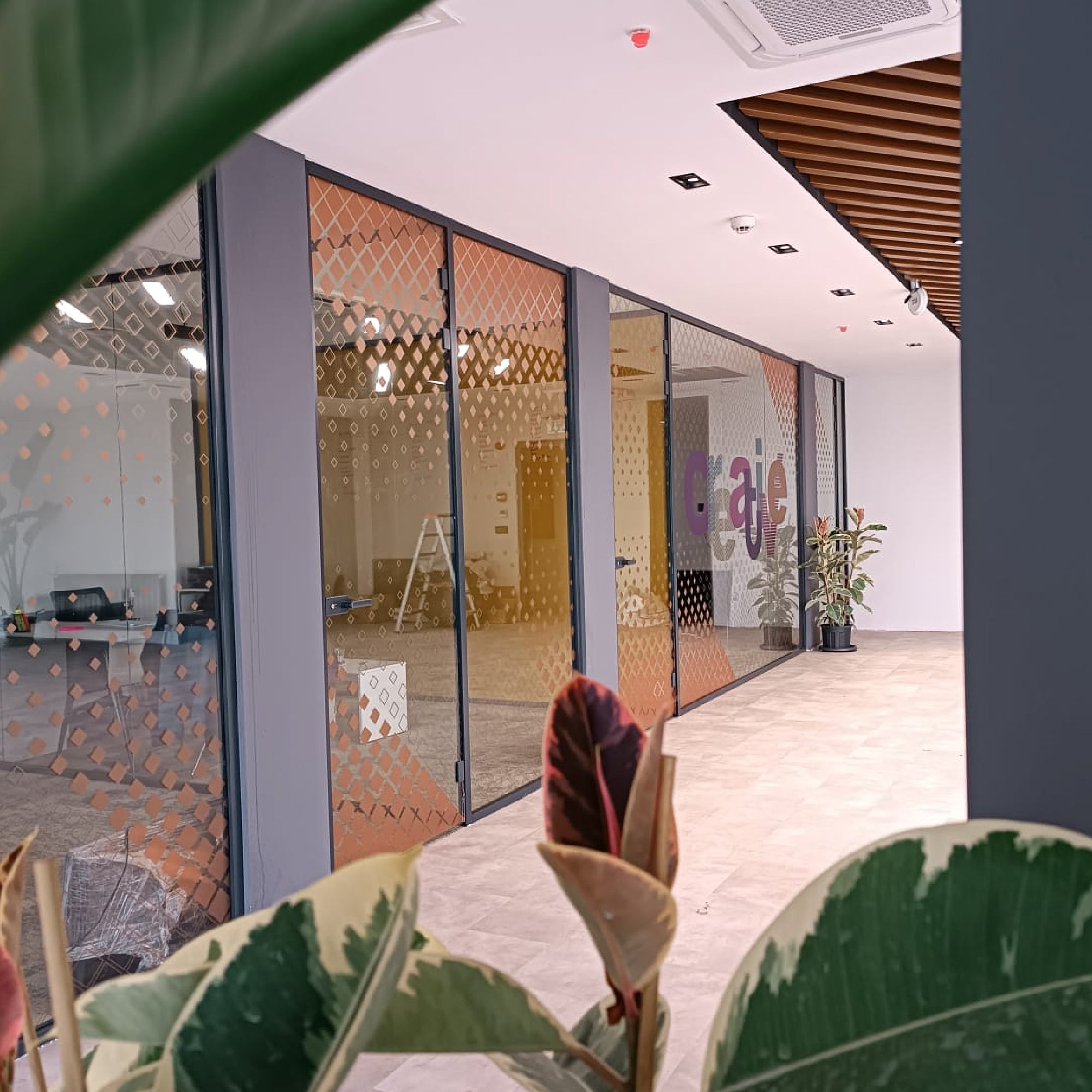 Ultra Clear Baskı Cam Filmi | Antik Reklam - ANTİK REKLAM