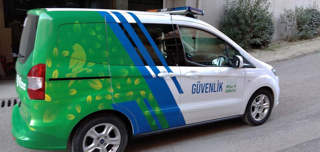 Esenler Belediyesi Tourneo Connect Araç Giydirme | Antik Reklam - ANTİK REKLAM