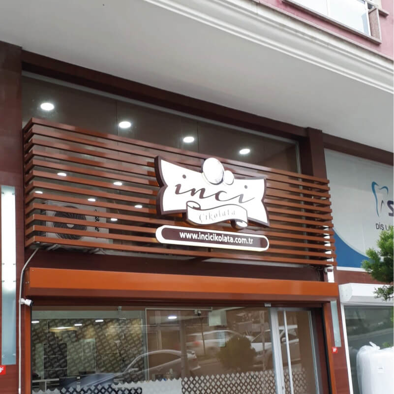 İnci Çikolata Kutu Harf Tabela | Antik Reklam Referans Çalışması - ANTİK REKLAM