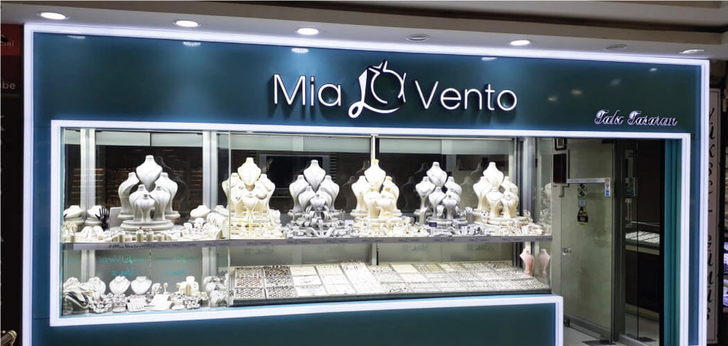 Mia Lovento Kutu Harf Tabela | Antik Reklam Referans Çalışması - ANTİK REKLAM