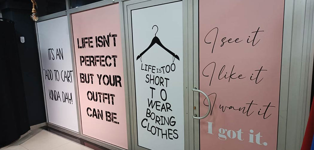 Renkli Cam Filmi Dijital Baskı Uygulaması | Antik Reklam - ANTİK REKLAM