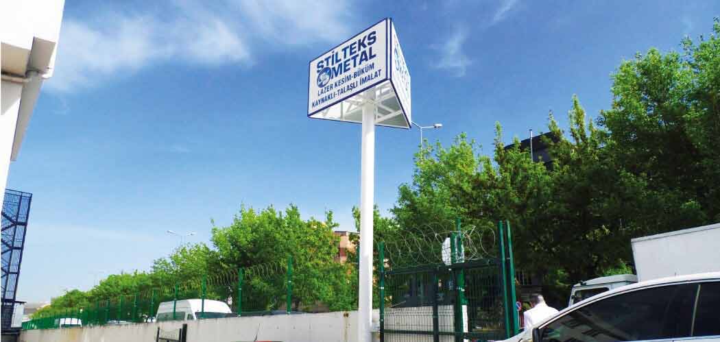 Stilteks Metal Totem Tabela | Antik Reklam - ANTİK REKLAM