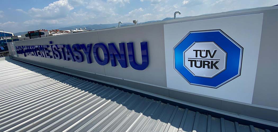 TÜVTÜRK Araç Muayene İstasyonu Kutu Harf Tabela | Antik Reklam Referans Çalışması - ANTİK REKLAM